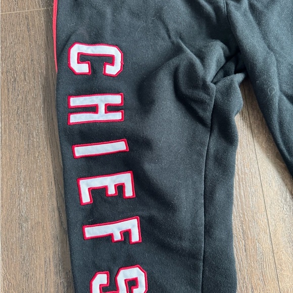 NFL Chiefs sweatpants.  Mens size large.  Black and red.  Joggers. - Picture 3 of 6